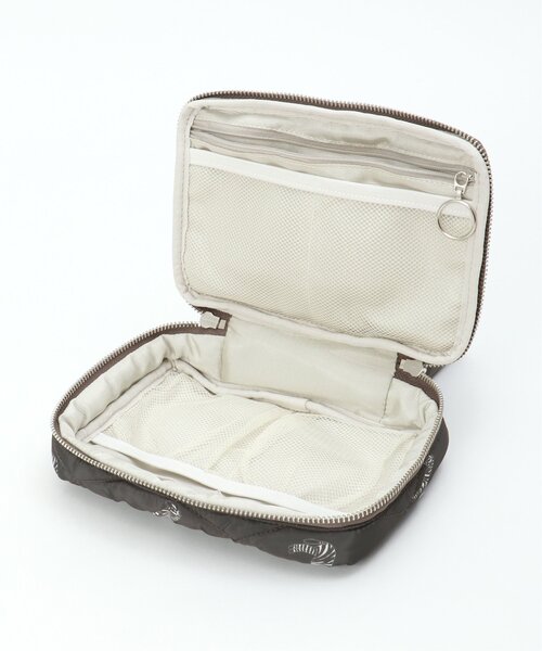 LBC（エルビーシー）の「キルトガジェットポーチ（ポーチ・レディース・ライトグレー/ブラック・FREE）」の7枚目の写真