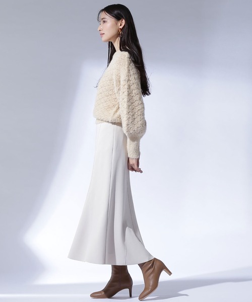 NATURAL BEAUTY BASIC（ナチュラルビューティーベーシック）の「フェザージャガードニット（ニット/セーター・レディース・ダークブルー/オフホワイト/ベージュ・FREE）」の6枚目の写真