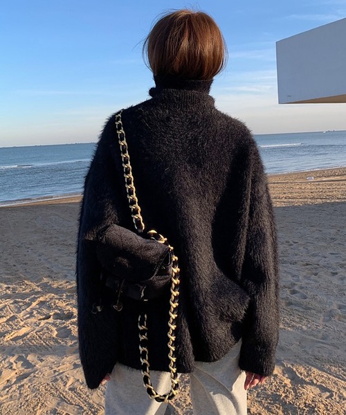 Doula Doula(ドゥーラドゥーラ)の「オーバーサイズハイネックシャギーニット(ニット/セーター・レディース・ブルー/ブルーグリーン/ホワイト/ブラック/ピンク・FREE)」の20枚目の写真