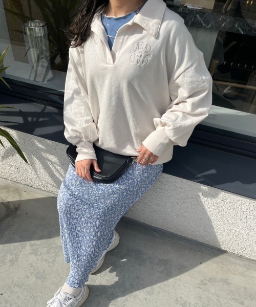 nemne store(ネンネストア)の「【低身長用サイズあり】裏毛刺繍スキッパースウェット(スウェット・レディース・オートミール/アイボリー/ブルー・SMALL/MEDIUM)」の7枚目の写真