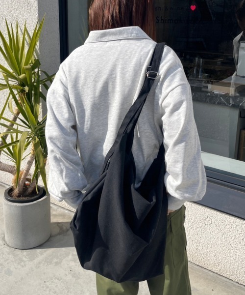 nemne store(ネンネストア)の「【低身長用サイズあり】裏毛刺繍スキッパースウェット(スウェット・レディース・オートミール/アイボリー/ブルー・SMALL/MEDIUM)」の14枚目の写真