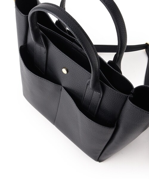 SHOO・LA・RUE（シューラルー）の「◆【2WAY】ダブルポケットスクエアトート（トートバッグ・レディース・ブラック/グレー/サンドベージュ・00）」の15枚目の写真