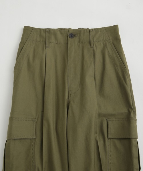 NANO universe（ナノユニバース）の「LB.03/バックサテンカーゴパンツ（カーゴパンツ・レディース・オフホワイト/カーキ・Ⅰ/Ⅱ）」の12枚目の写真
