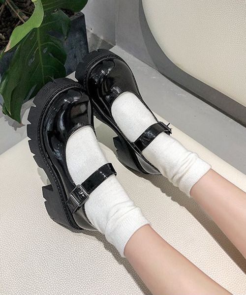 c.u.l(シーユーエル)の「軽量 ストラップ付き 厚底メリージェーンシューズ culs54(ローファー・レディース・ブラック/ブラック系その他・36/37/38/39)」の17枚目の写真