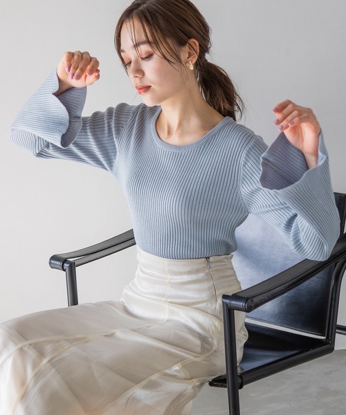 mysty woman(ミスティウーマン)の「フレアースリーブニット 188918(ニット/セーター・レディース・ライトブルー/ブラック/オフホワイト/ライトピンク・FREE)」の3枚目の写真
