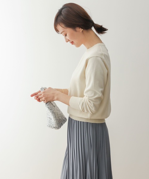 URBAN RESEARCH DOORS(アーバンリサーチドアーズ)の「オーガニックコットンクルーネックプルオーバー(ニット/セーター・レディース・ピンク/ネイビー/グリーン系その他/オフホワイト・MEDIUM)」の13枚目の写真