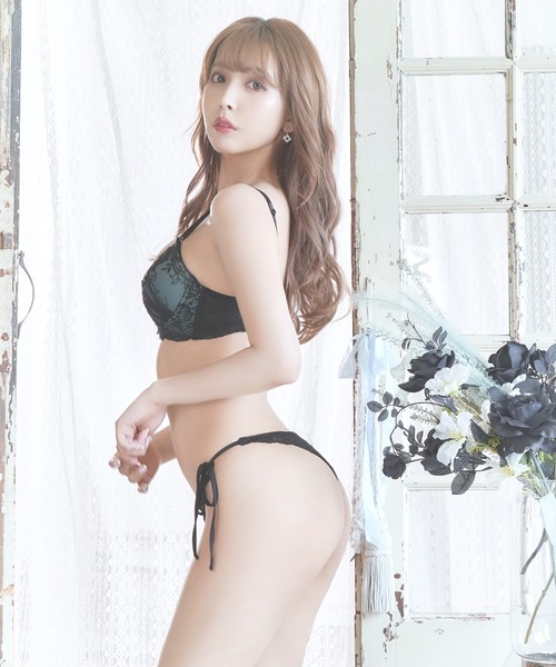 DRW（ドロー）の「【紐パンセット】選べるショーツ 満足度98%超え！スモーキーカラー×ブラックフラワー 刺繍ブラジャー＆紐ショーツセット（ブラ&ショーツ・レディース・モカ/モスグリーン/ブラウン系その他/グリーン系その他・A70/B65/B70/B75/C65/C70/C75/D70/D75/A75/D65）」の4枚目の写真