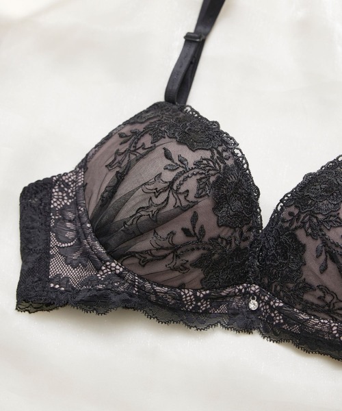DRW（ドロー）の「【紐パンセット】選べるショーツ 満足度98%超え！スモーキーカラー×ブラックフラワー 刺繍ブラジャー＆紐ショーツセット（ブラ&ショーツ・レディース・モカ/モスグリーン/ブラウン系その他/グリーン系その他・A70/B65/B70/B75/C65/C70/C75/D70/D75/A75/D65）」の15枚目の写真