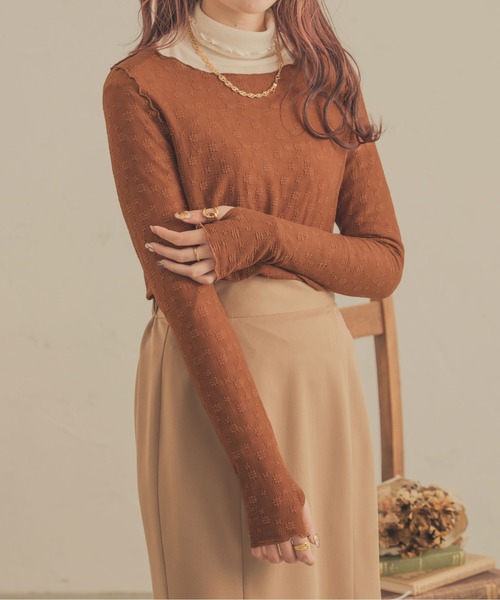 Ambre Neige(アンブルネージュ)の「花柄メロー指穴トップス/【WEB/EC限定商品】(Tシャツ/カットソー・レディース・ライトブラウン/アイボリー/ベージュ/ライトグリーン・FREE)」の11枚目の写真