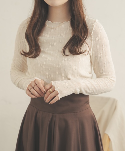 Ambre Neige(アンブルネージュ)の「花柄メロー指穴トップス/【WEB/EC限定商品】(Tシャツ/カットソー・レディース・ライトブラウン/アイボリー/ベージュ/ライトグリーン・FREE)」の8枚目の写真