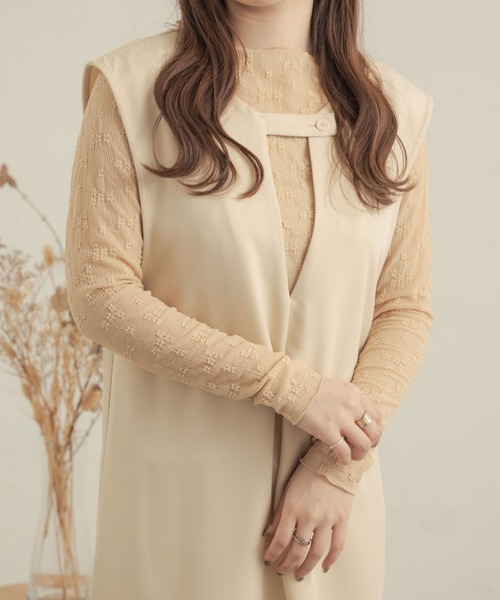 Ambre Neige(アンブルネージュ)の「花柄メロー指穴トップス/【WEB/EC限定商品】(Tシャツ/カットソー・レディース・ライトブラウン/アイボリー/ベージュ/ライトグリーン・FREE)」の10枚目の写真