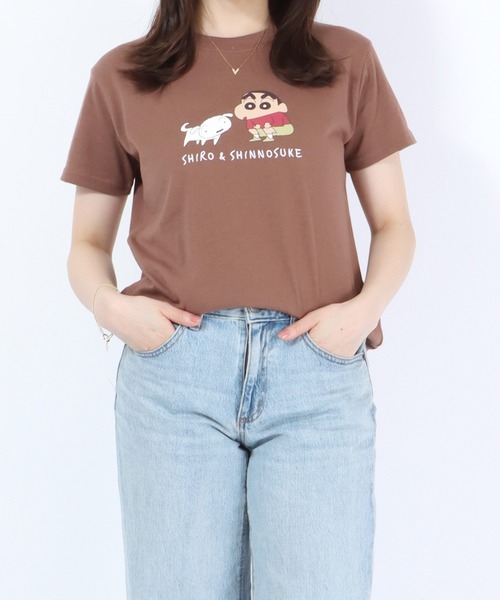Salong hameu(サロン ハミュー)の「クレヨンしんちゃん キャラクタープリント&ワンポイント刺繍Tシャツ(Tシャツ/カットソー・レディース・ピンク/ブラウン/オフホワイト/ブルー・M/L)」の9枚目の写真