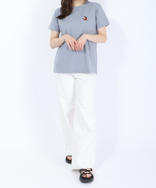 Salong hameu(サロン ハミュー)の「クレヨンしんちゃん キャラクタープリント&ワンポイント刺繍Tシャツ(Tシャツ/カットソー・レディース・ピンク/ブラウン/オフホワイト/ブルー・M/L)」の15枚目の写真