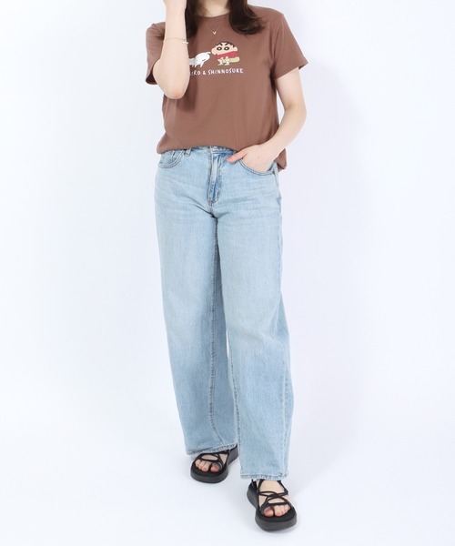 Salong hameu(サロン ハミュー)の「クレヨンしんちゃん キャラクタープリント&ワンポイント刺繍Tシャツ(Tシャツ/カットソー・レディース・ピンク/ブラウン/オフホワイト/ブルー・M/L)」の11枚目の写真