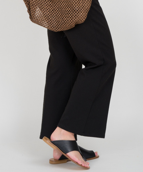 FABIO RUSCONI(ファビオルスコーニ)の「【FABIO RUSCONI/ファビオルスコーニ】ミュール フラット サムリング レザー サンダル(サンダル・レディース・ブラック/シルバー/プラチナム・36/37/38)」の2枚目の写真