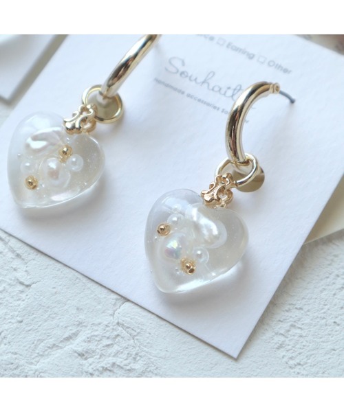 tone(トーン)の「【Souhaiter】bubble pearl heartイヤリング(MA)(イヤリング・レディース・クリア・FREE)」の2枚目の写真