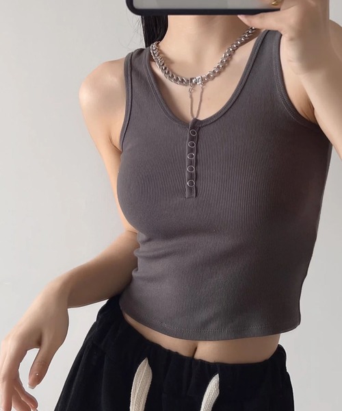 meJane（ミージェーン）の「スナップボタンヘンリーネックタンクトップ（タンクトップ・レディース・ブラック/チャコールグレー/ホワイト・FREE）」の8枚目の写真