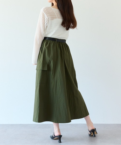 ECRIRE（エクリール）の「ベルト付きミリタリーカーゴスカート（スカート・レディース・ブラック/カーキ・M/L）」の7枚目の写真