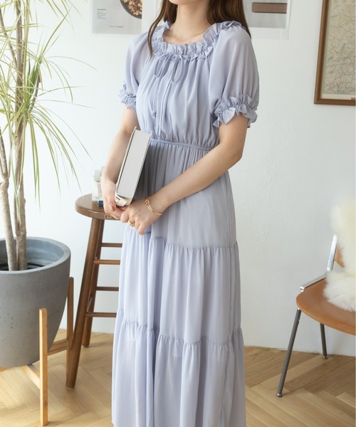 Ada.（エイダ）の「2WAYオフショルティアードシフォンワンピース（ワンピース・レディース・ブルー系その他/ピンク/ブラック/オフホワイト/ライトグリーン・FREE）」の4枚目の写真