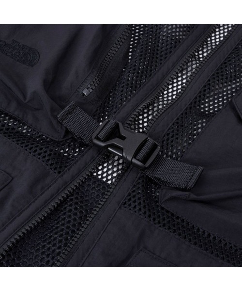 THE NORTH FACE(ザノースフェイス)の「THENORTHFACE/ザ・ノースフェイス/Utility Mesh Vest/ユーティリティ メッシュ ベスト/NP22331(ベスト・メンズ・ブラック/カーキ/ベージュ・L/M)」の15枚目の写真