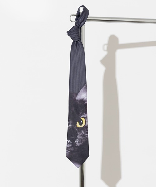 Quit Running（クイトランニング）の「とろみネクタイ 猫 総柄 デザイン（ネクタイ・メンズ・その他1/その他2/その他5/その他3/その他4/その他6/その他7/その他8/その他9/その他10/その他11/その他12/その他13/その他14/その他15/その他16/その他21/その他19/その他20/その他18/その他17/その他23/その他25/その他26/その他22/その他24・FREE）」の2枚目の写真