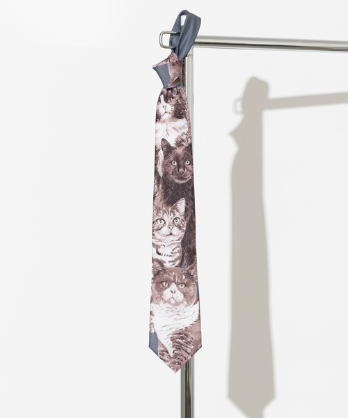 Quit Running（クイトランニング）の「とろみネクタイ 猫 総柄 デザイン（ネクタイ・メンズ・その他1/その他2/その他5/その他3/その他4/その他6/その他7/その他8/その他9/その他10/その他11/その他12/その他13/その他14/その他15/その他16/その他21/その他19/その他20/その他18/その他17/その他23/その他25/その他26/その他22/その他24・FREE）」の3枚目の写真