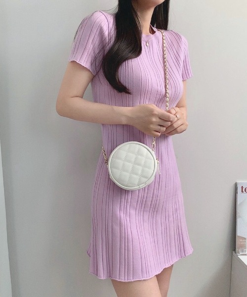 Sibra(シブラ)の「ニットワンピース(ワンピース・レディース・カーキ/パープル/ブラック/ベージュ/ブルー・M)」の17枚目の写真