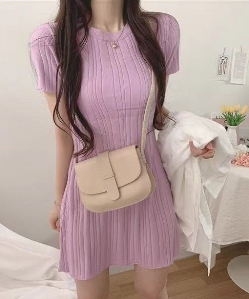 Sibra(シブラ)の「ニットワンピース(ワンピース・レディース・カーキ/パープル/ブラック/ベージュ/ブルー・M)」の21枚目の写真