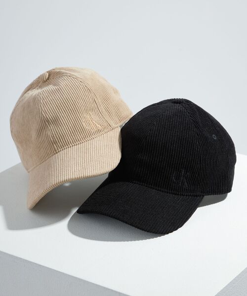 Calvin Klein（カルバン・クライン）の「マイクロ モノグラム エンボスド キャップ（キャップ・メンズ・ブラック/ベージュ・FREE）」の5枚目の写真