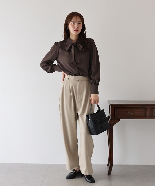 ebure リネン ボウタイリボン ブラウス シャツ ベージュ 45100 ebure リネン ボウタイリボン ブラウス シャツ ベージュ 45100