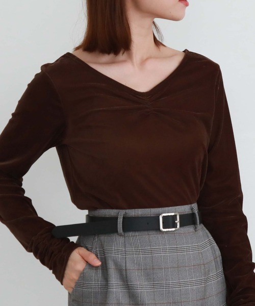 archives(アルシーヴ)の「2wayシアーベロアギャザーTOPS(Tシャツ/カットソー・レディース・ブラウン/アイボリー/ブラック・MEDIUM)」の3枚目の写真