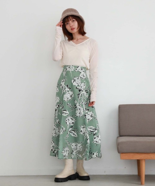 archives(アルシーヴ)の「2wayシアーベロアギャザーTOPS(Tシャツ/カットソー・レディース・ブラウン/アイボリー/ブラック・MEDIUM)」の9枚目の写真