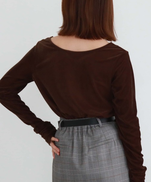 archives(アルシーヴ)の「2wayシアーベロアギャザーTOPS(Tシャツ/カットソー・レディース・ブラウン/アイボリー/ブラック・MEDIUM)」の20枚目の写真