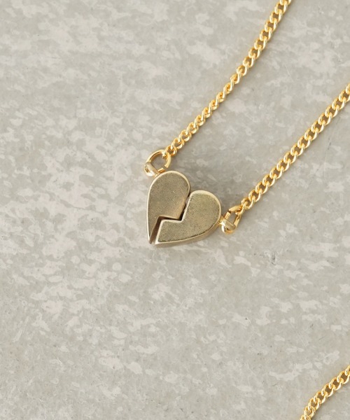 aquvii（アクビ）の「アクビ kissing necklace ハート（ネックレス・レディース・ゴールド/シルバー・フリー）」の8枚目の写真
