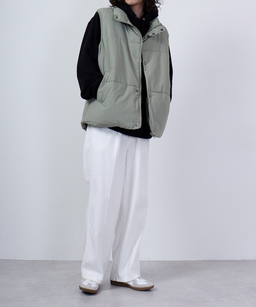 A.T,C in the attic homme(エーティーシーインジアティックオム)の「A.T,C in the attic homme タスラン裏コーティングビッグ中綿ベスト(ダウンベスト・メンズ・カーキ/ブラック/クリーム・M/L)」の14枚目の写真