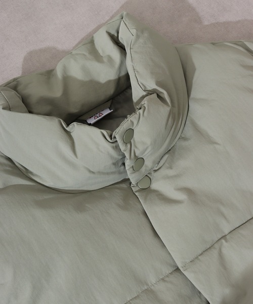 A.T,C in the attic homme(エーティーシーインジアティックオム)の「A.T,C in the attic homme タスラン裏コーティングビッグ中綿ベスト(ダウンベスト・メンズ・カーキ/ブラック/クリーム・M/L)」の6枚目の写真