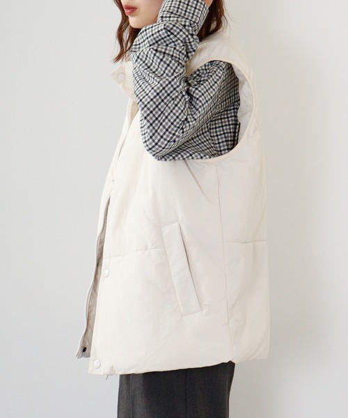 A.T,C in the attic homme(エーティーシーインジアティックオム)の「A.T,C in the attic homme タスラン裏コーティングビッグ中綿ベスト(ダウンベスト・メンズ・カーキ/ブラック/クリーム・M/L)」の18枚目の写真