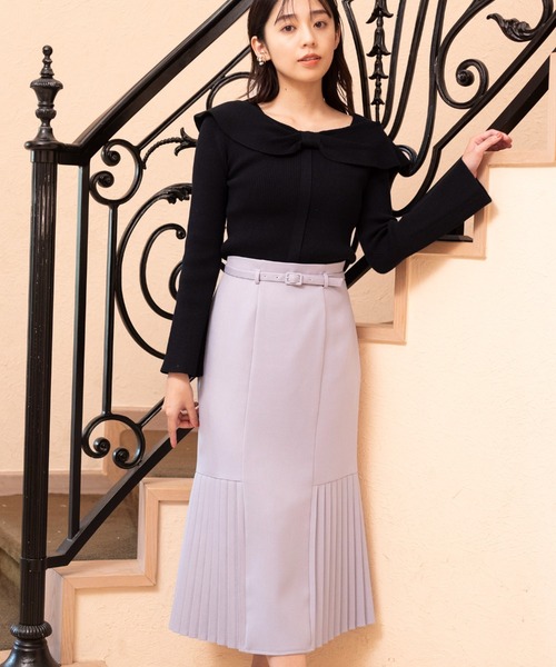 MISCH MASCH（ミッシュマッシュ）の「■2023秋冬新作■リボンケープカラーニット/MM338316（ニット/セーター・レディース・ブルー/ベージュ/ホワイト/ブラック・ﾌﾘ-）」の3枚目の写真