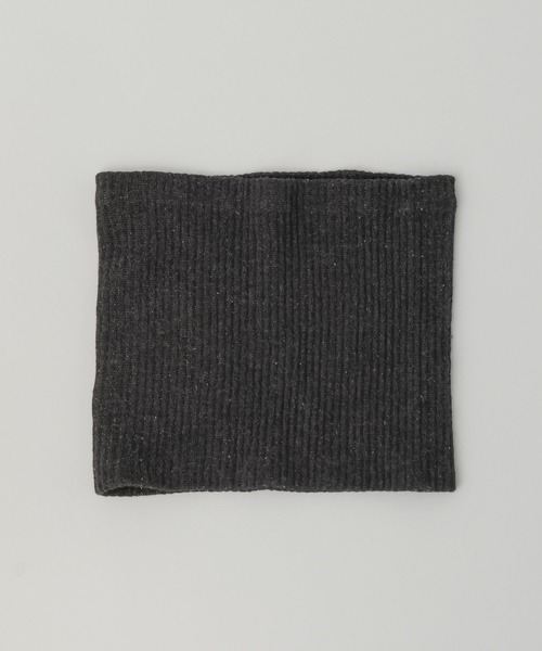 e/rm（イーアールエム）の「極暖シルクシリーズ【e/rm】シルクネックウォーマー（その他ルームウェア・レディース・ブラック・FREE）」の2枚目の写真