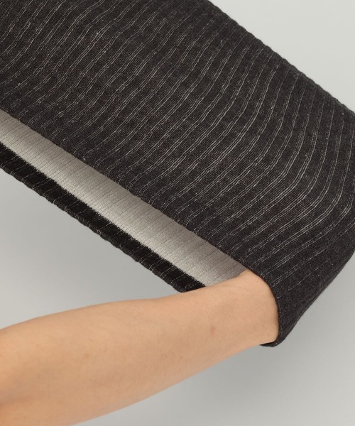 e/rm（イーアールエム）の「極暖シルクシリーズ【e/rm】シルクネックウォーマー（その他ルームウェア・レディース・ブラック・FREE）」の5枚目の写真