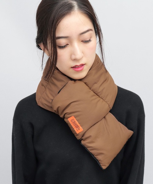 UNIVERSAL OVERALL(ユニバーサルオーバーオール)の「ストレッチタフタナイロン 裏ボア 差し込み 中綿 ダウンマフラー(マフラー・メンズ・ベージュ/ネイビー/ブラック/ブラウン・FREE)」の6枚目の写真