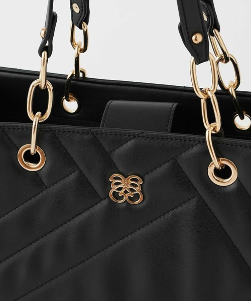 Seemi. byNICECLAUP（ シーミーバイナイスクラップ）の「【Seemi.】SeemiキルティングBAG【ZOZOTOWN限定商品】（トートバッグ・レディース・ブラック/アイボリー/グレイッシュベージュ・FREE）」の7枚目の写真