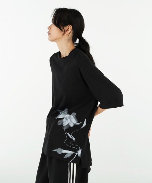 Y-3(ワイスリー)の「GXS SS TEE 2(Tシャツ/カットソー・メンズ・ブラック・XX-SMALL/X-SMALL/SMALL/MEDIUM/LARGE/X-LARGE/XX-LARGE)」の2枚目の写真