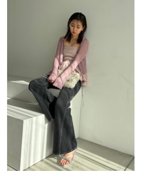 SNIDEL（スナイデル）の「【新色追加】Sustainableストレッチフレアデニムパンツ（デニムパンツ・レディース・ライトブルー/ブラック/ブルー/サックスブルー/グレー・1/0/00）」の13枚目の写真