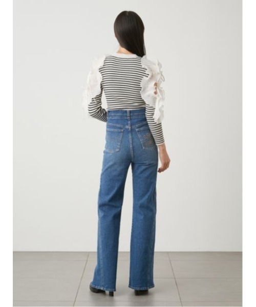 【新品タグ付き】SNIDEL ストレッチフレアデニムパンツ　サックスブルー スナイデル SNIDEL Sustainableストレッチフレアデニムパンツ