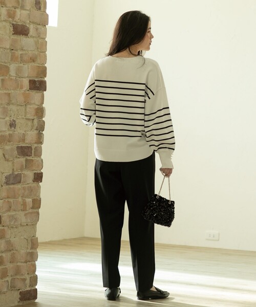 OPAQUE.CLIP(オペークドットクリップ)の「◆≪ヒルナンデス!で紹介≫ 袖パール調ボタンワイドニット【洗濯機洗い可】(ニット/セーター・レディース・ライトイエロー系/ネイビー系2/ホワイト系3/ライトベージュ・40/38/36/42)」の13枚目の写真