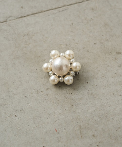 PUAL CE CIN（ピュアルセシン）の「パールアラウンドブローチ（ブローチ/コサージュ・レディース・その他・ONE SIZE）」の5枚目の写真