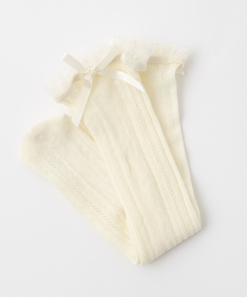 URBAN CHERRY（アーバンチェリー）の「リボンレースハイソックス（ソックス/靴下・キッズ・アイボリー・FREE）」の2枚目の写真