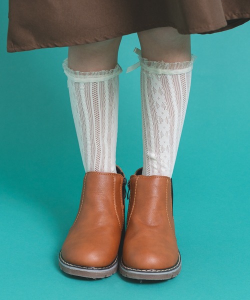 URBAN CHERRY（アーバンチェリー）の「リボンレースハイソックス（ソックス/靴下・キッズ・アイボリー・FREE）」の4枚目の写真