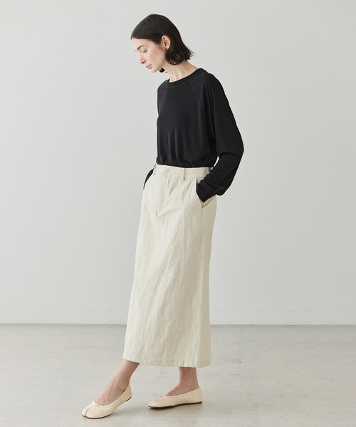 LE GLAZIK（ルグラジック）の「LE GLAZIK | クルーネック 長袖プルオーバー WOMEN（ニット/セーター・レディース・ブラック/オフホワイト・36）」の19枚目の写真